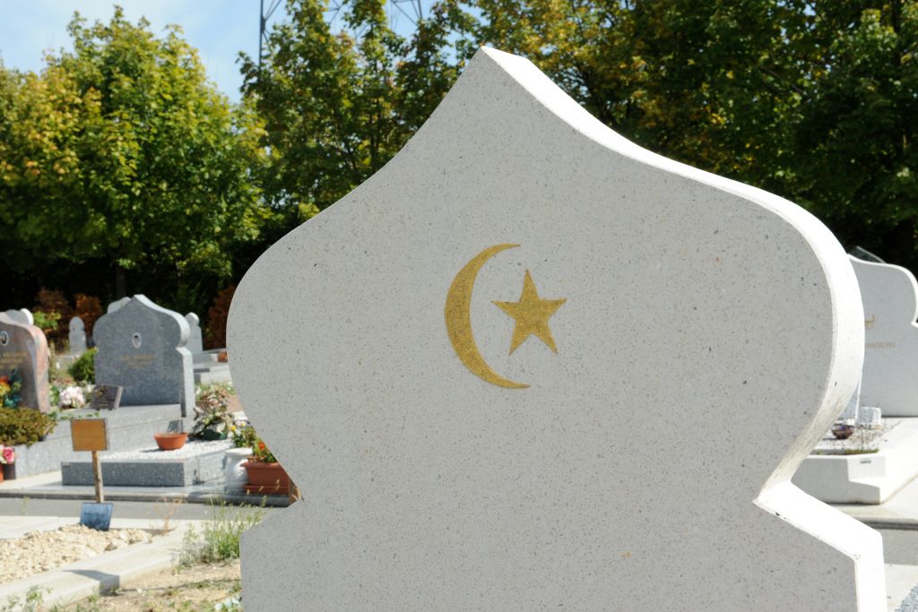 Enterrement musulman à Lyon : organiser des funérailles musulmanes
